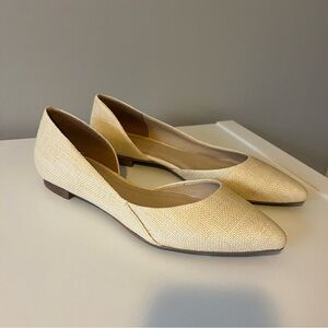 Marc Fisher Cream Women's Ballet Flats